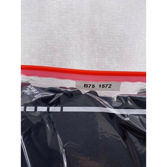 Vie + Riche Men’s Medium Black Graphic Logo Long Sleeve Crewneck Sweater - Picture 9 of 9